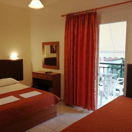 Giannis Hotel Paralía 外观 照片
