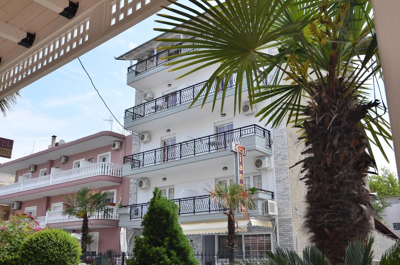 Giannis Hotel Paralía 外观 照片